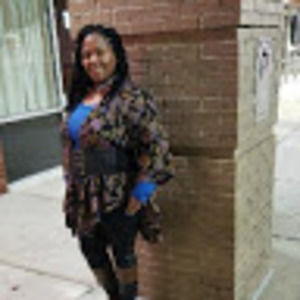 Meet your Posher, Angela